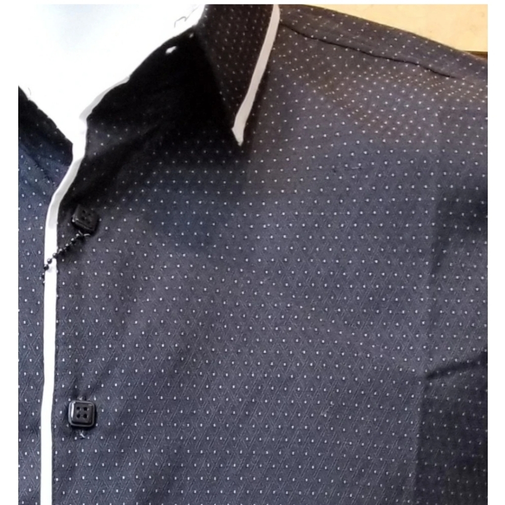 Dot Pattern Design Shirt - Picture 3 of 5